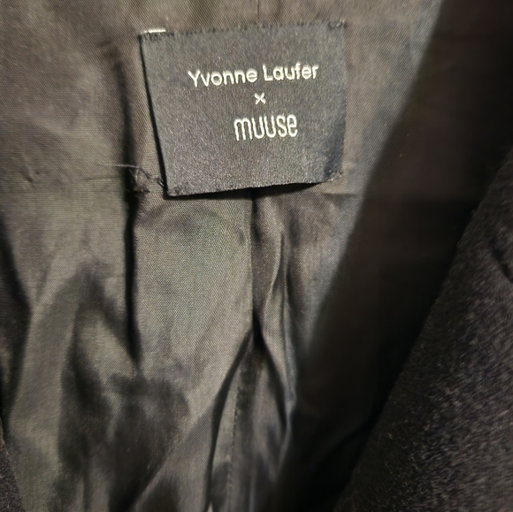 RARE FIND Yvonne Laufer men's wool updated Pea Coat, sleek buttonless exterior - Picture 3 of 4